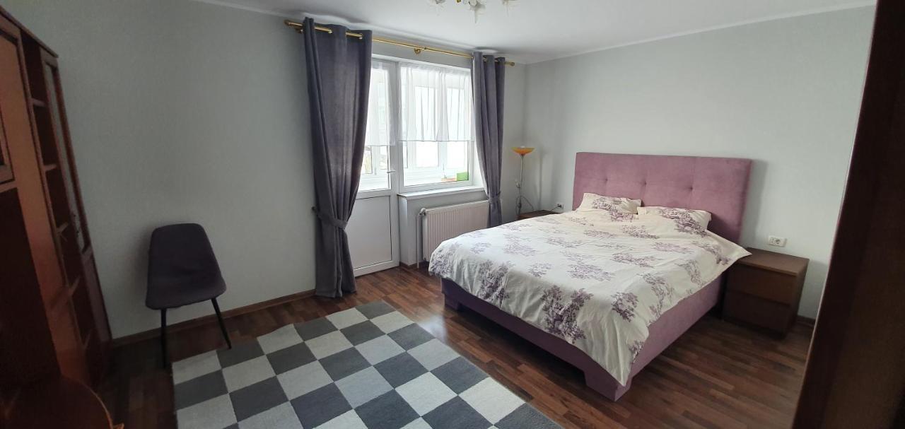 Yla Apartments Piatra Neamţ Dış mekan fotoğraf