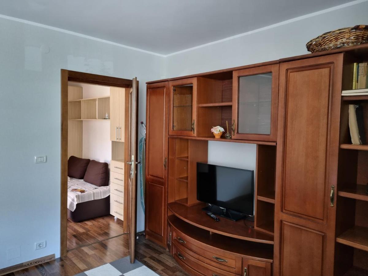 Yla Apartments Piatra Neamţ Dış mekan fotoğraf